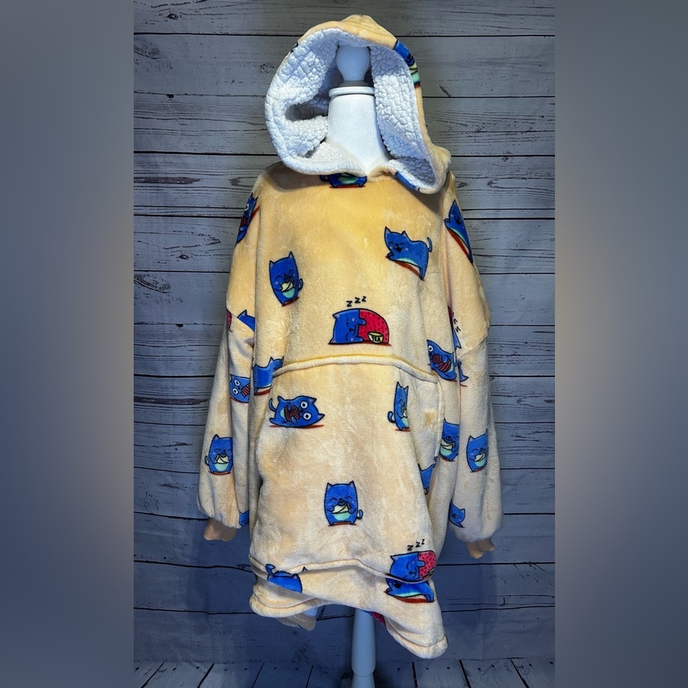 Oodie Cat Print Oversized Hoodie Blanket Peach XXL for Age 14+ - Picture 2 of 7